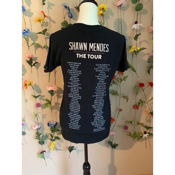 Shawn Mendes The Tour T Shirt - Picture 2 of 3